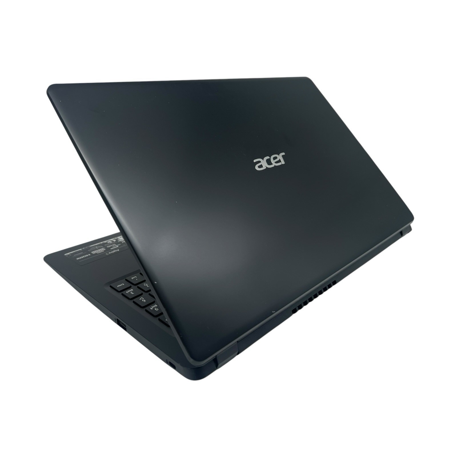 Refurbished Acer Aspire 3 Intel Core i3-6006U 15.6" Laptop - Image 2